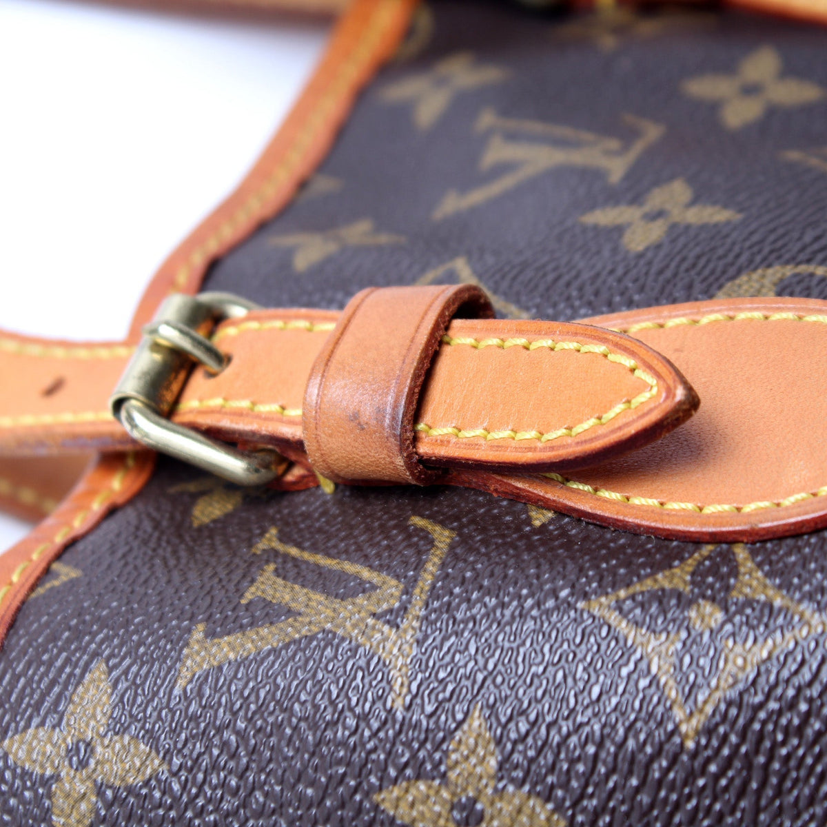 Petit Bucket W/ Pouch Monogram