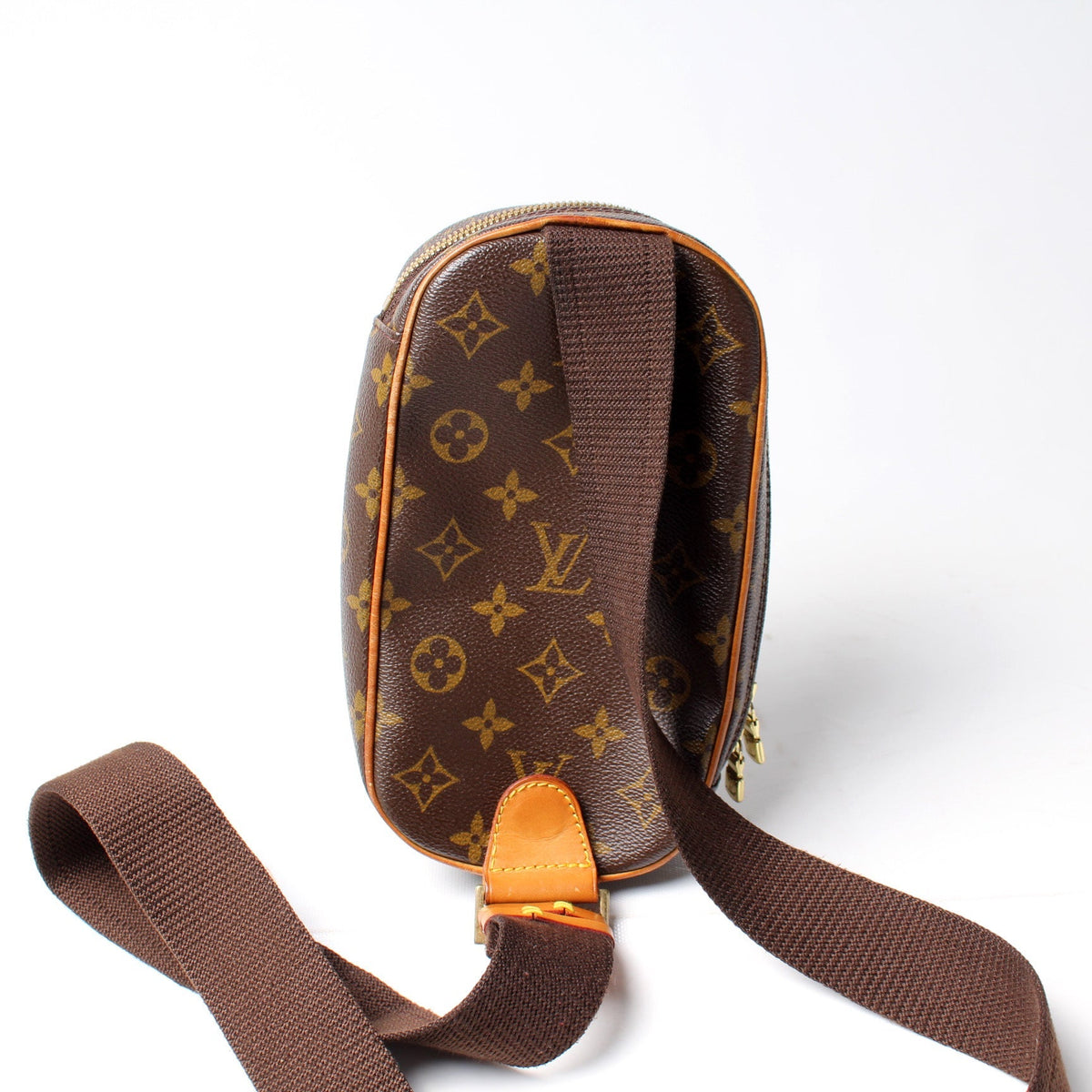 Pochette Gange Monogram