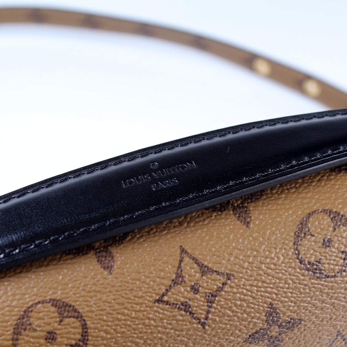Pochette Metis Reverse Monogram
