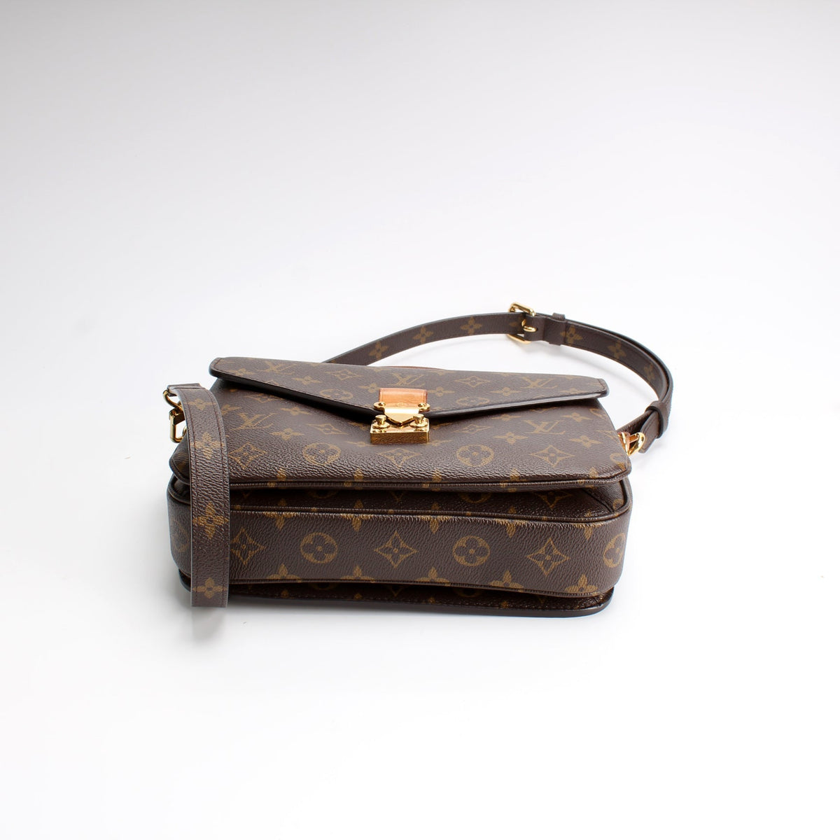 Pochette Metis Monogram