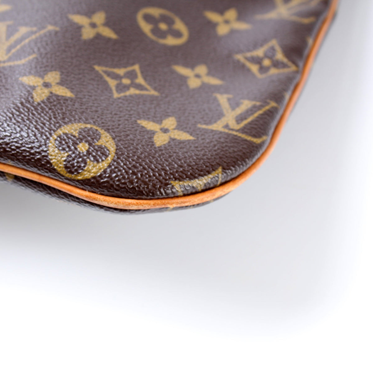 Pochette Bosphore Monogram