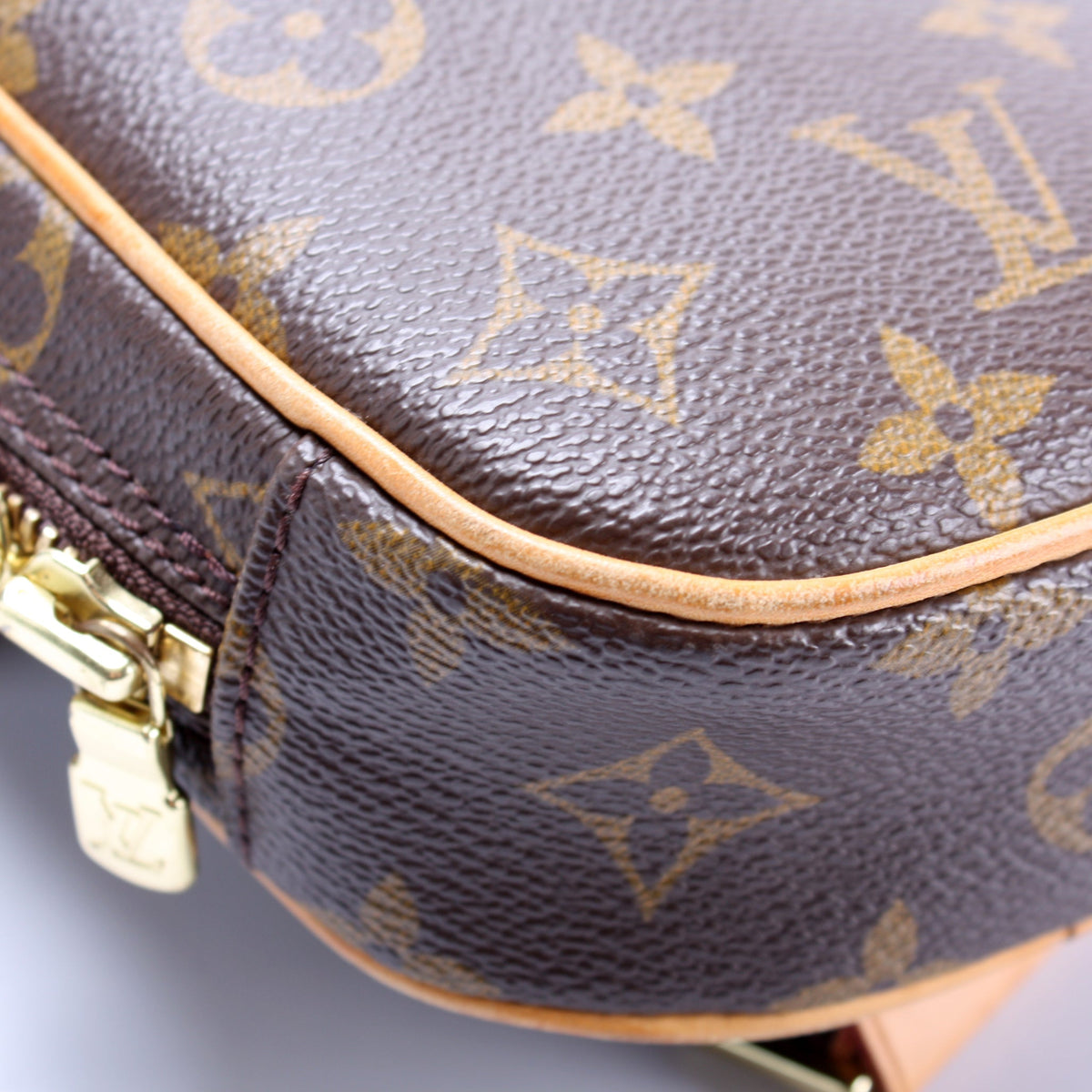 Pochette Gange Monogram