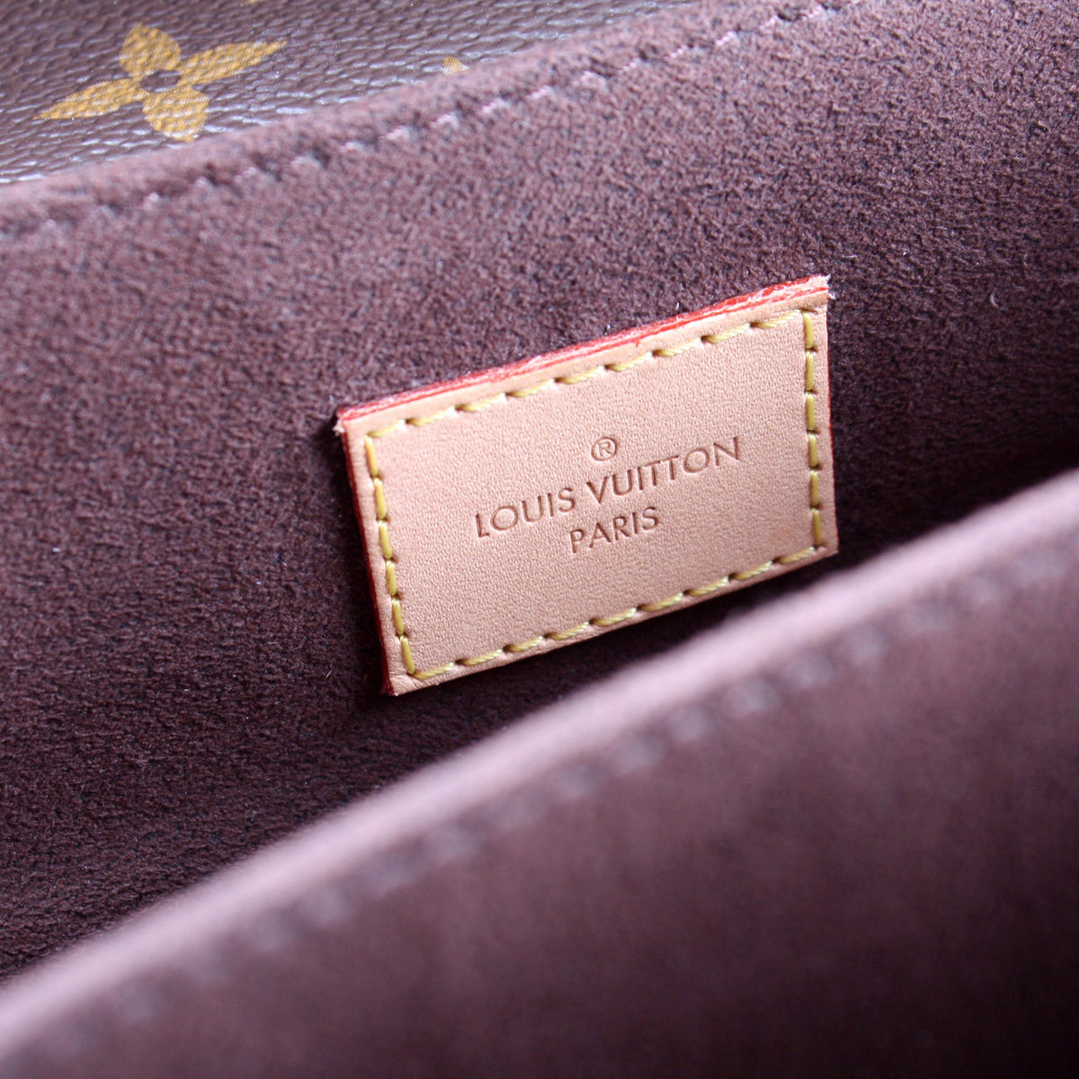 Pochette Metis Monogram