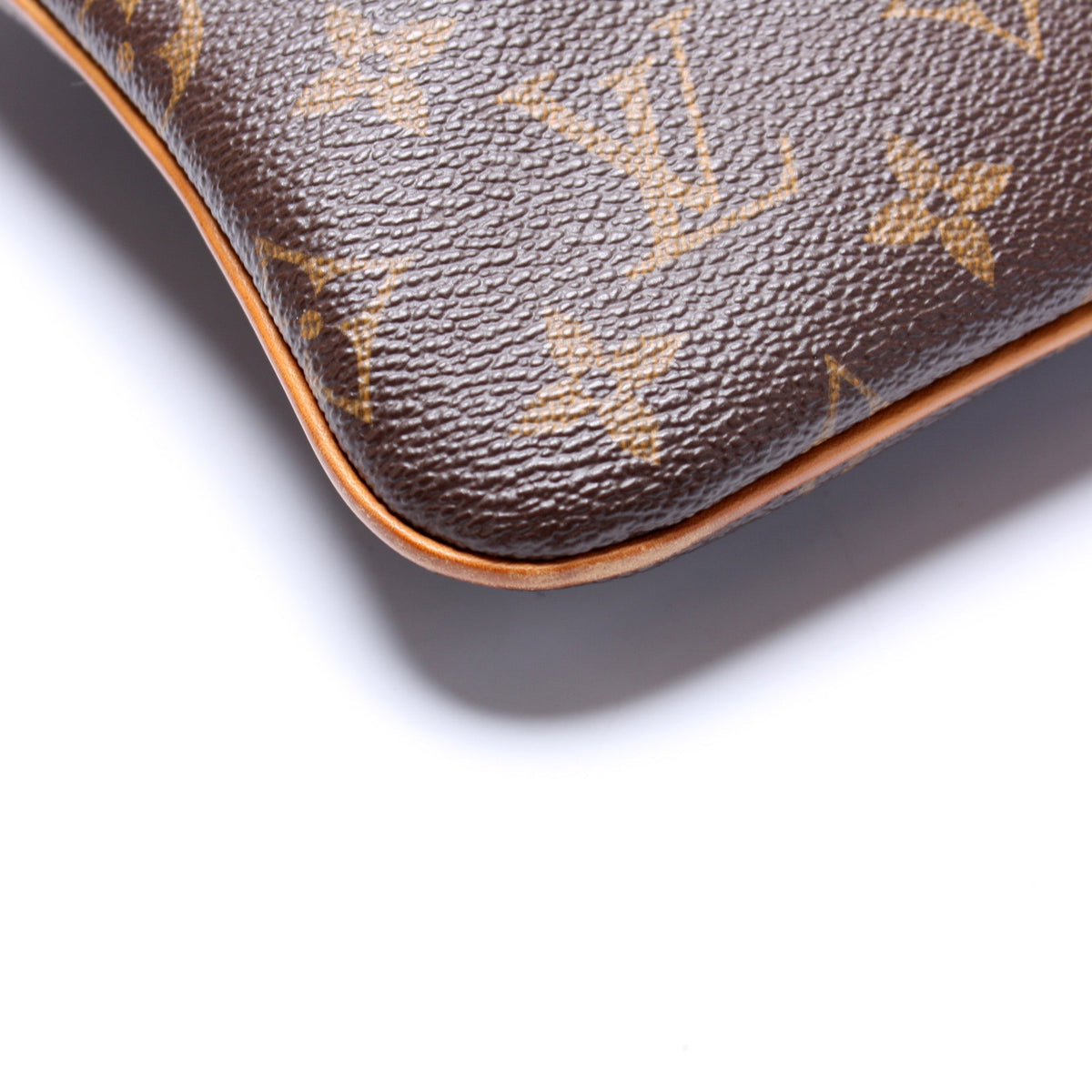 Pochette Valmy Monogram