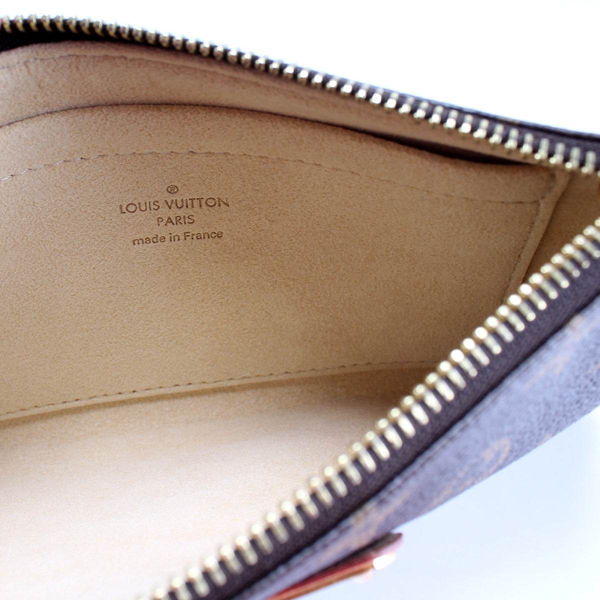 Pochette Milla MM Monogram