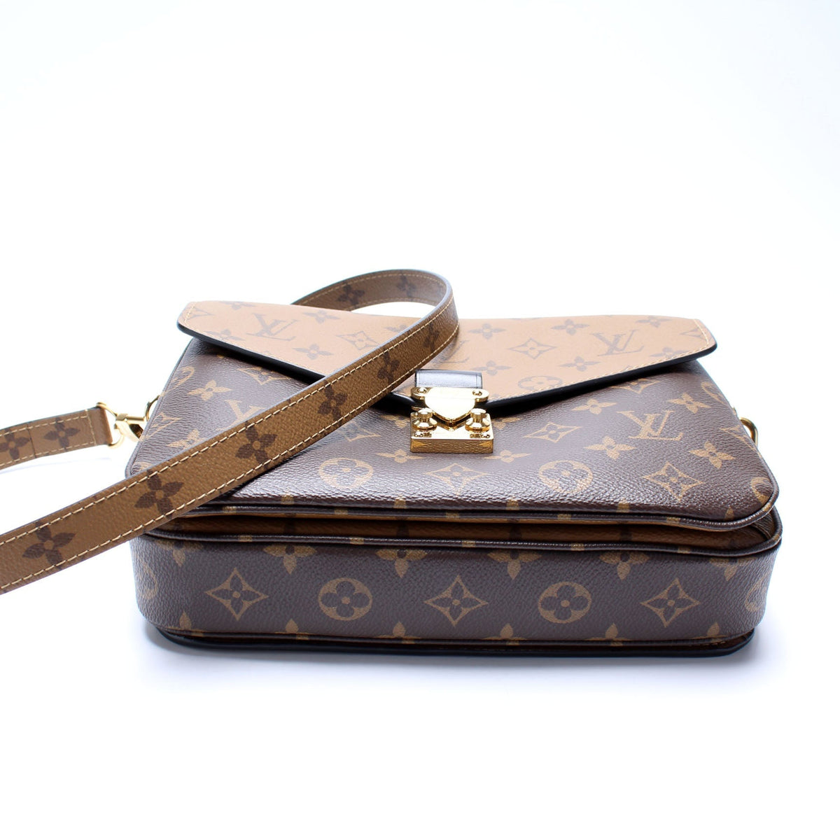 Pochette Metis Reverse Monogram