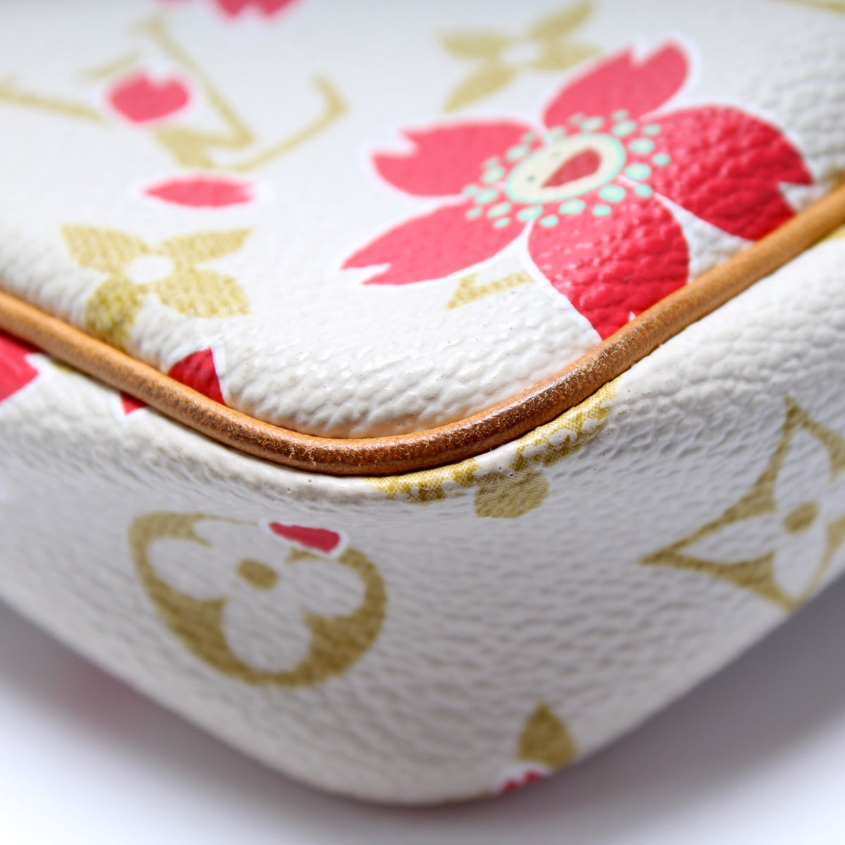 Pochette Accessories Cherry Blossom
