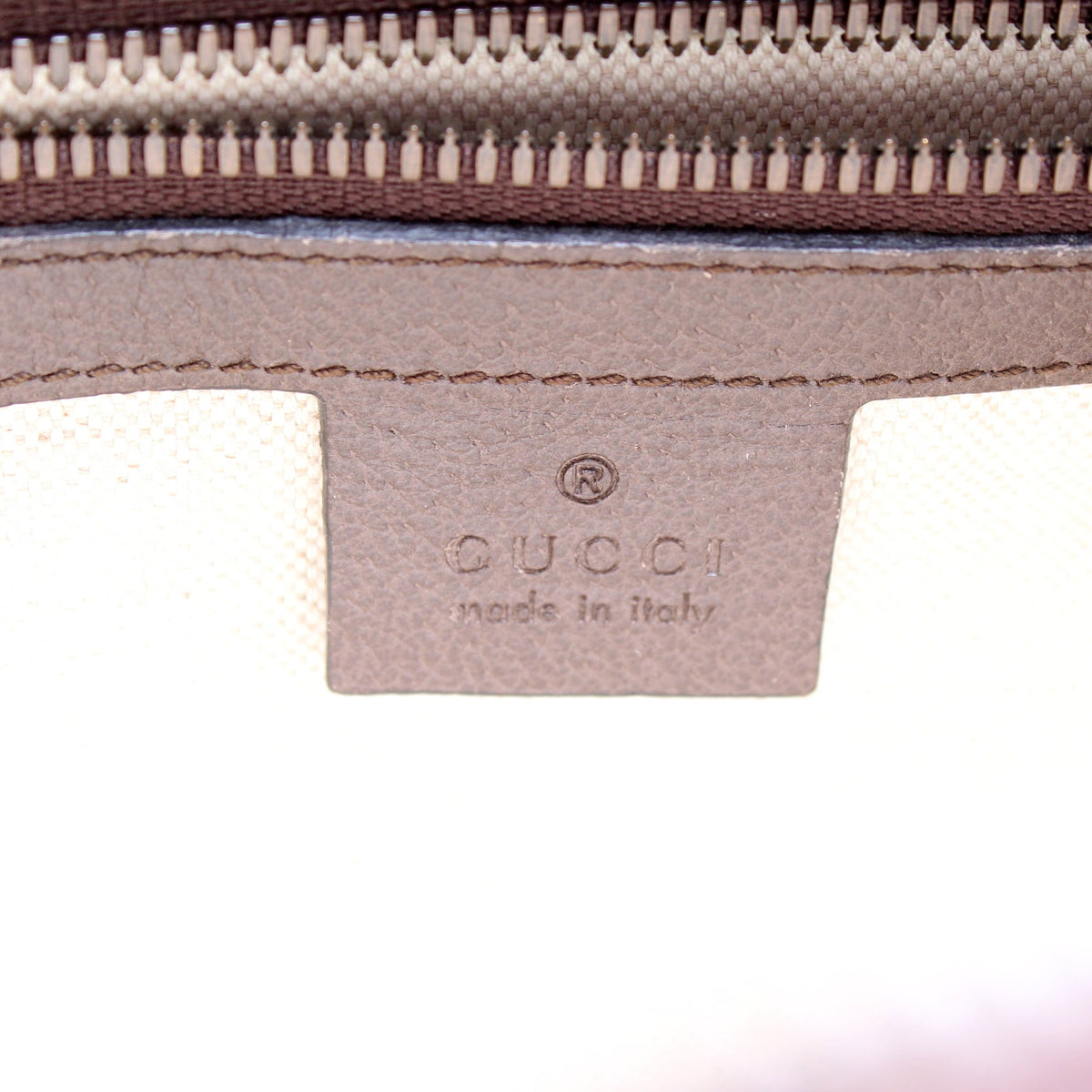 GG Supreme Chevron Pouch