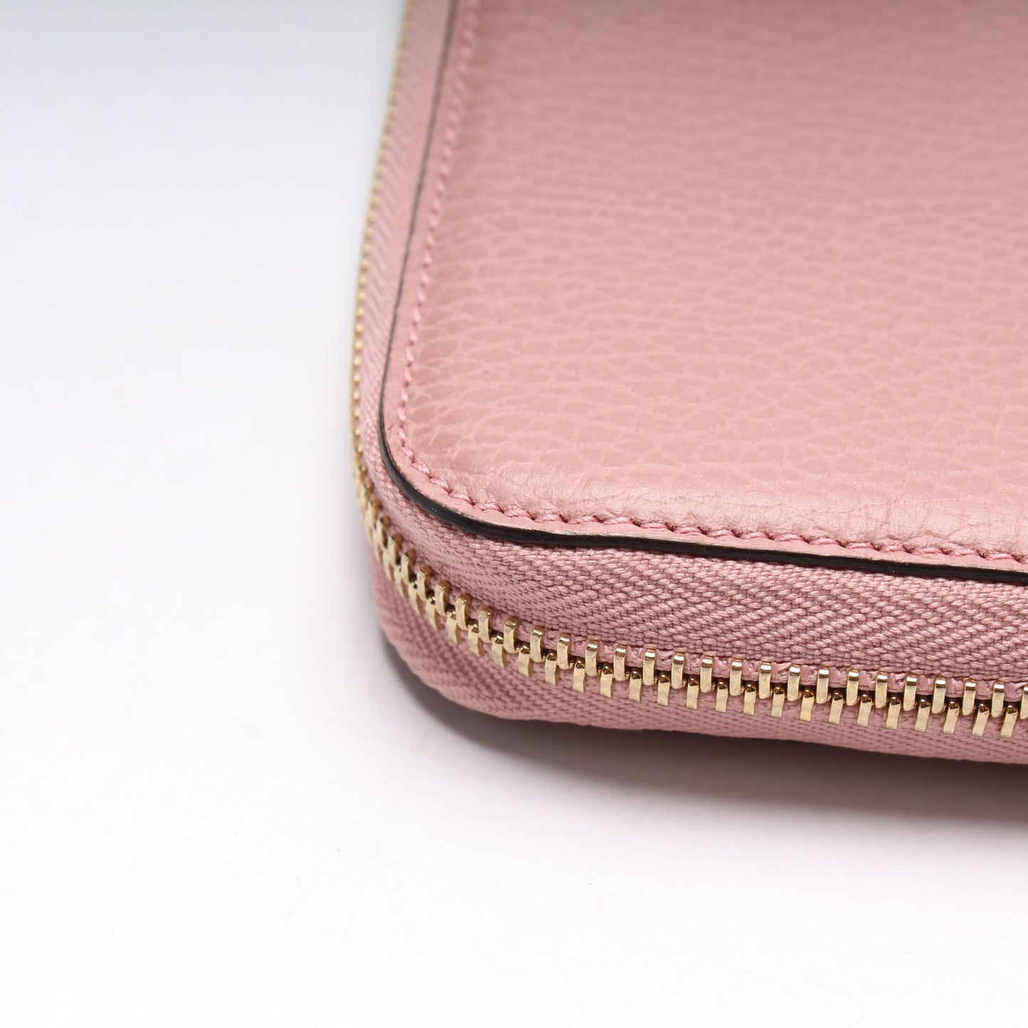 Interlocking G Zip Around Wallet