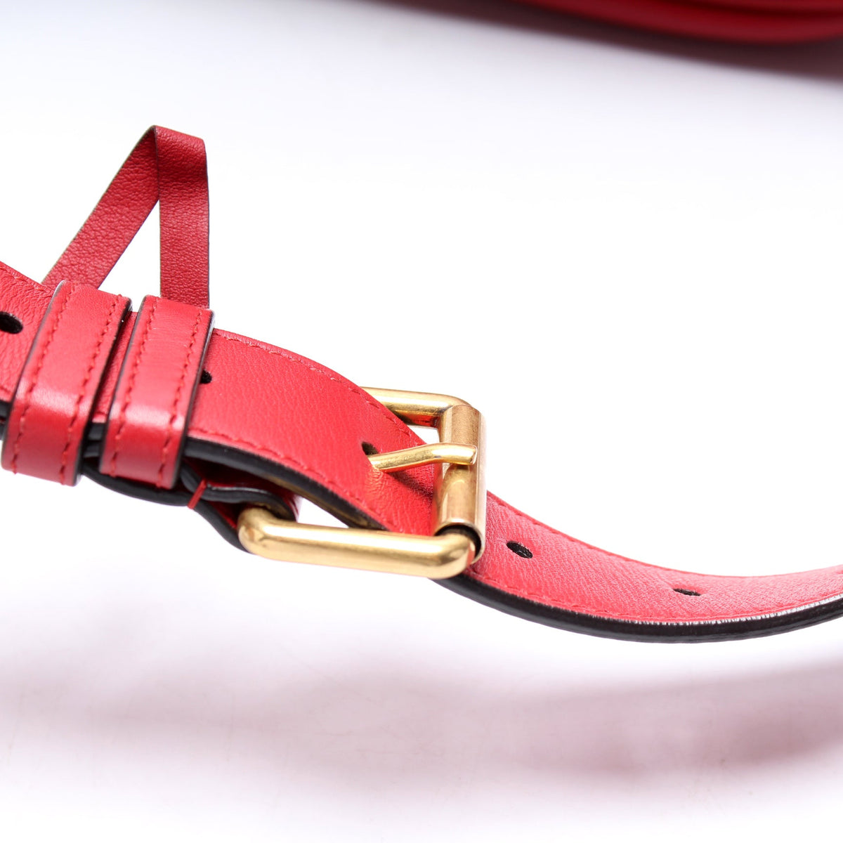 Marmont Belt Bag Size /