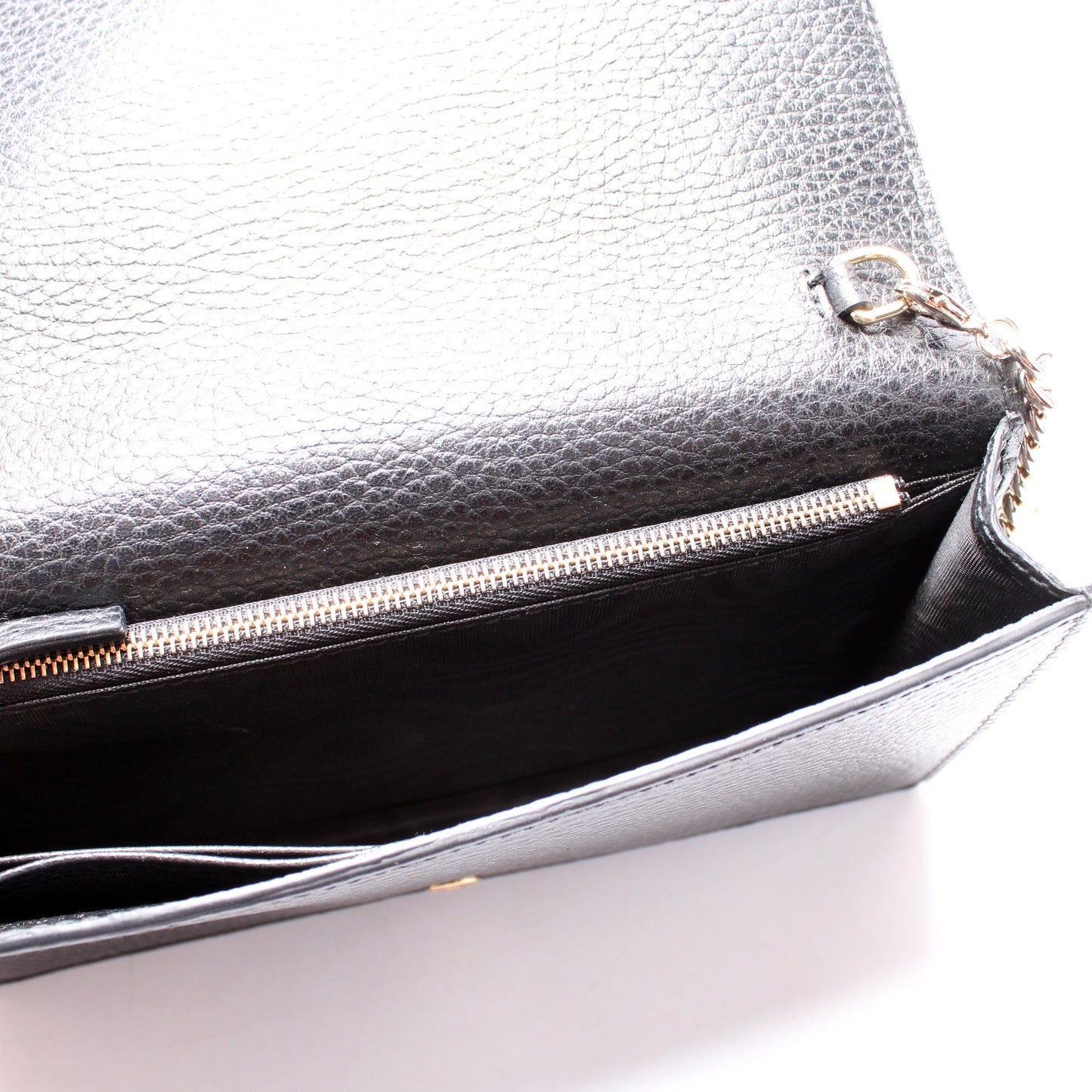 Interlocking GG Chain Wallet