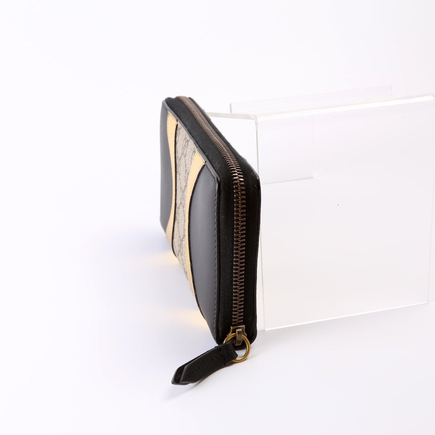 GG Supreme Calfskin Zip Around Wallet