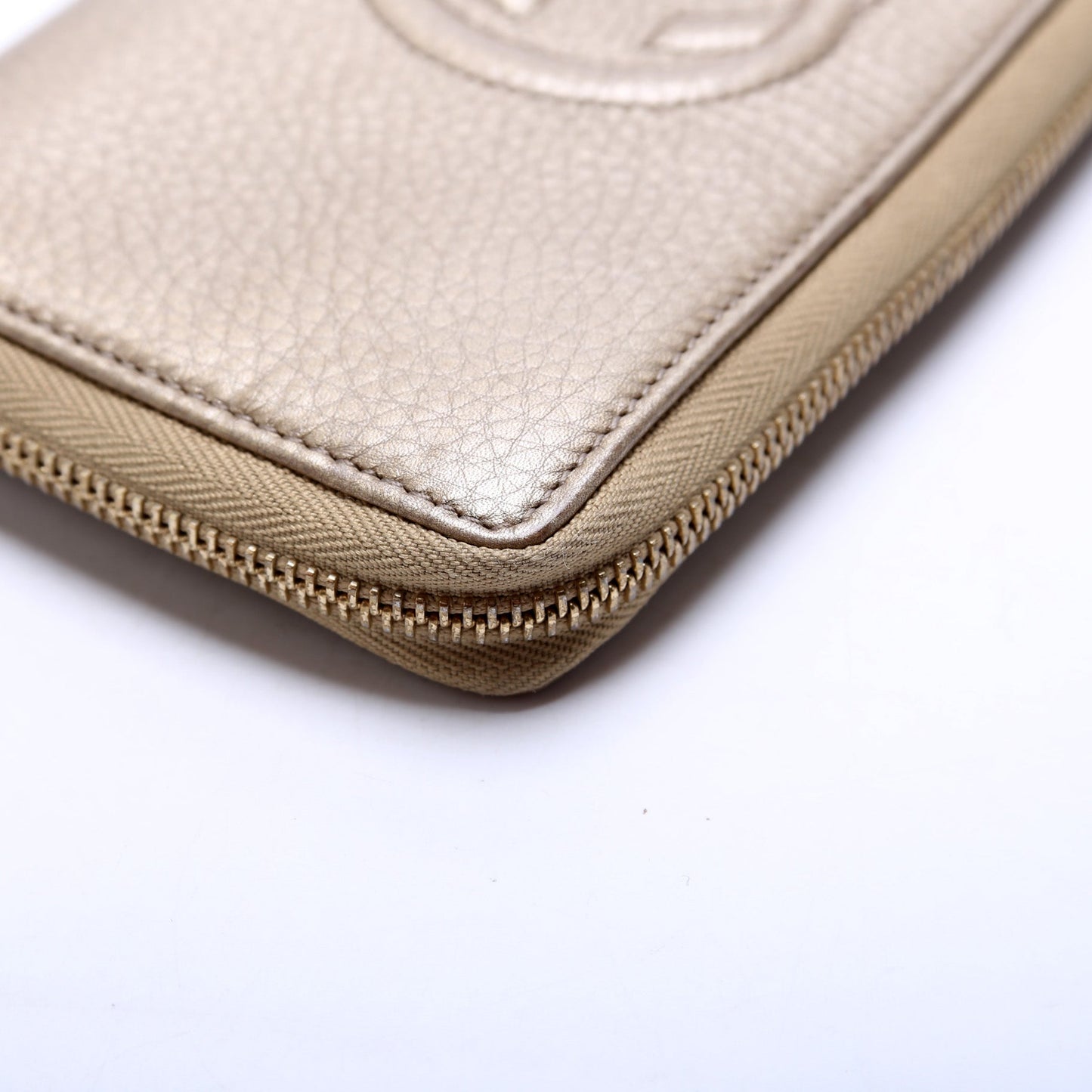 Soho Zippy Wallet