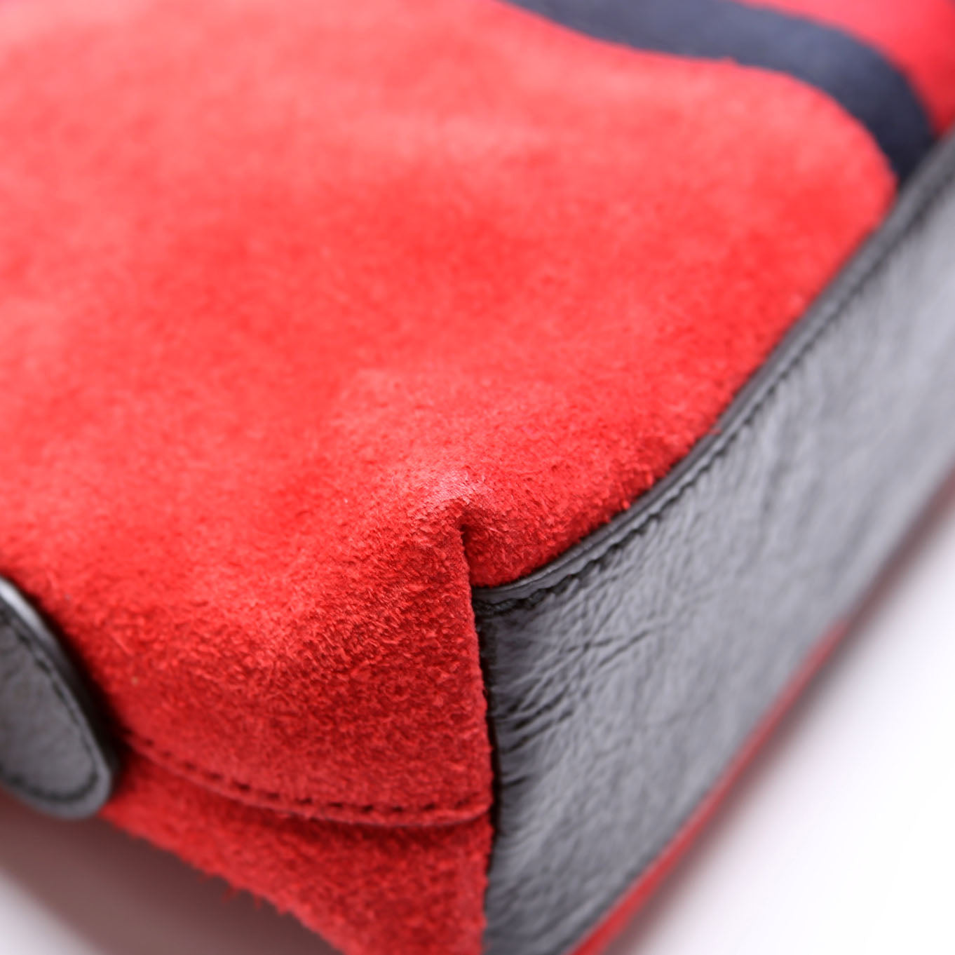 Ophidia GG Suede Small Crossbody