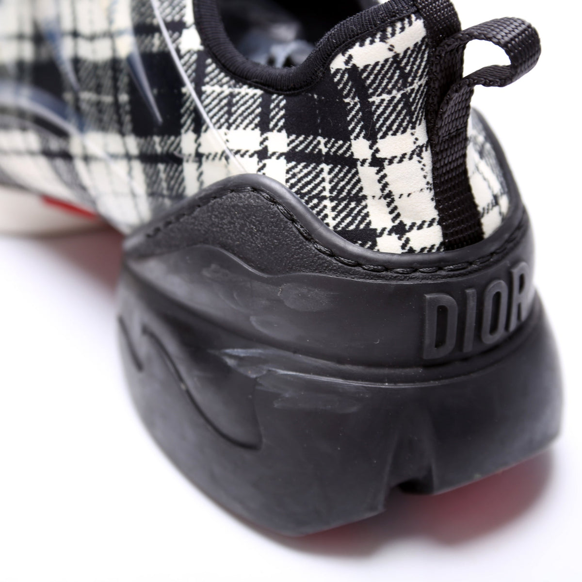 D Connect Sneakers Size 38.5