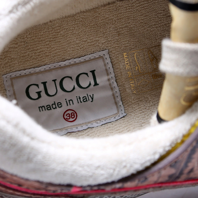 Ultrapace Sneakers Size