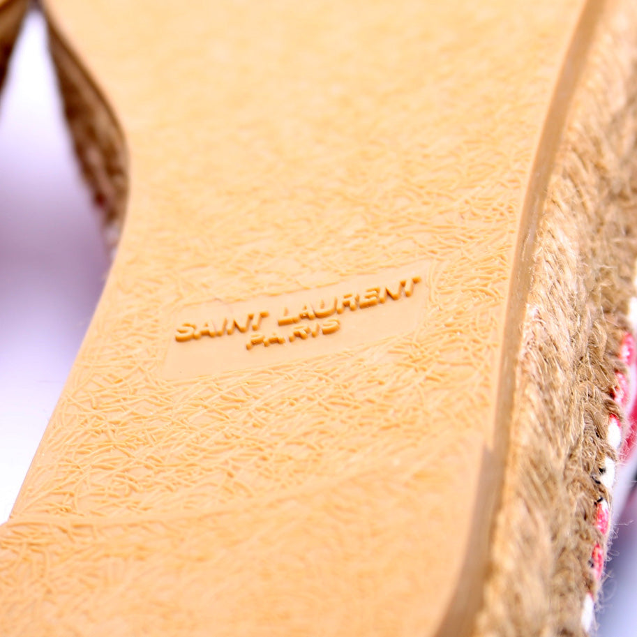 Espadrilles Lips Canvas Size .