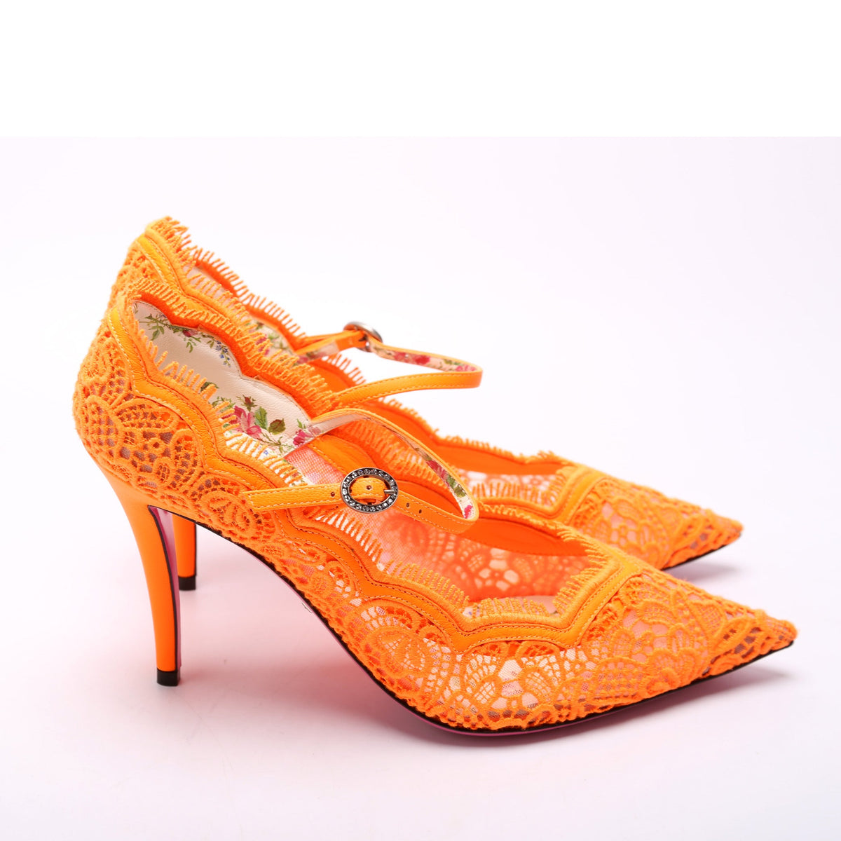Pointed Toe Pumps Size .
