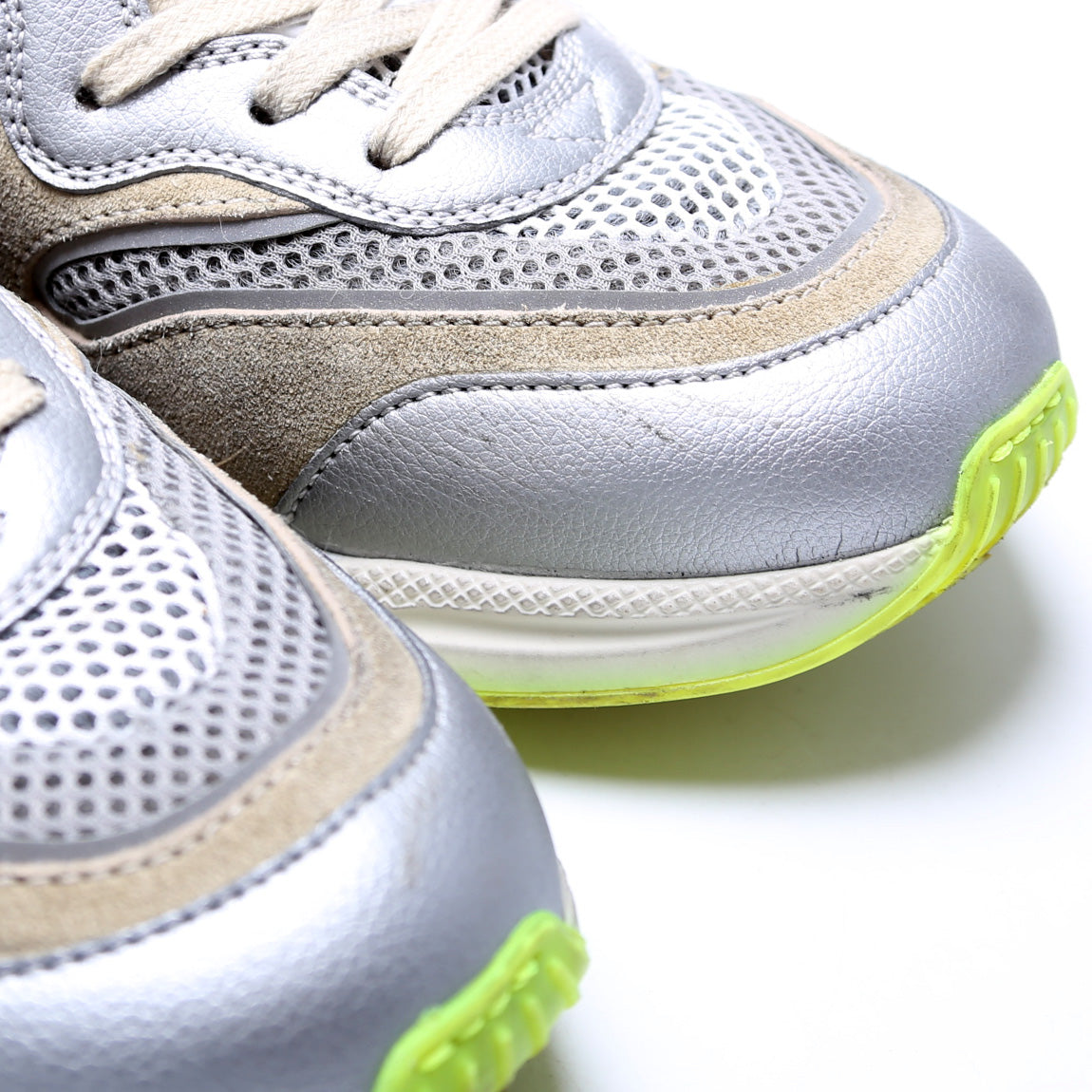 Ultrapace Sneakers Size