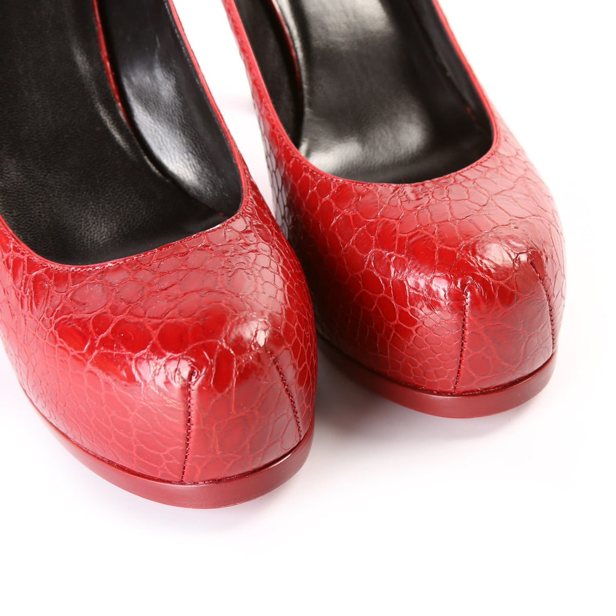 Embossed Leather Pumps Size .