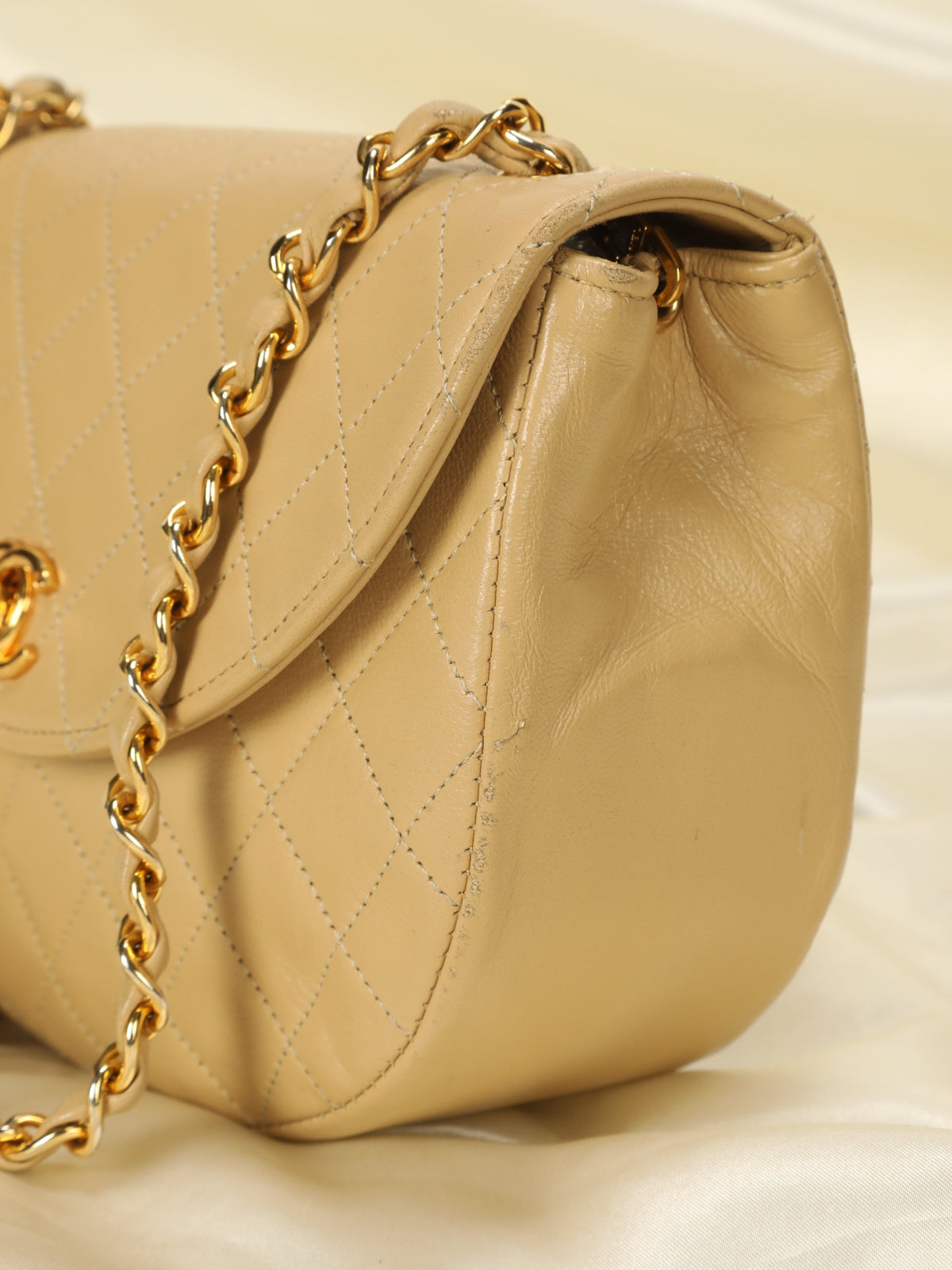 Chanel Round Beige Quilted Turnlock
