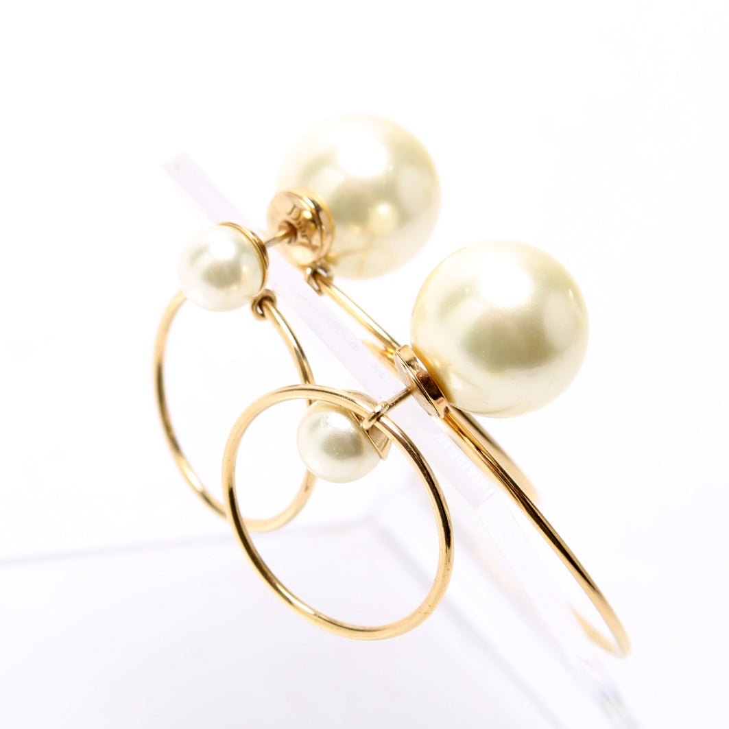 EARRINGS: PEARL TRIBAL HOOPS