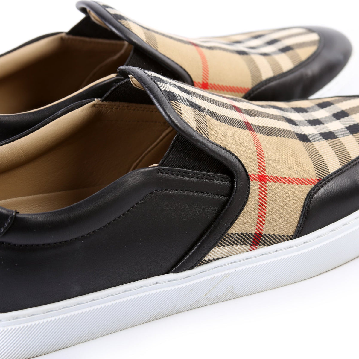 Check Slip On Sneakers Size 39