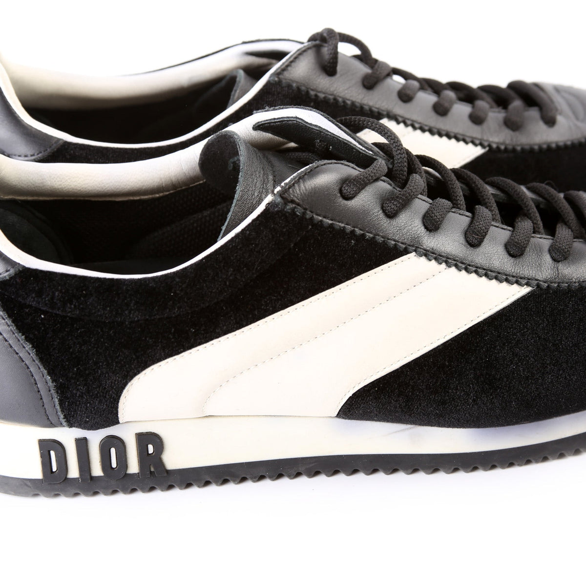 Logo Leather Sneakers Size 40