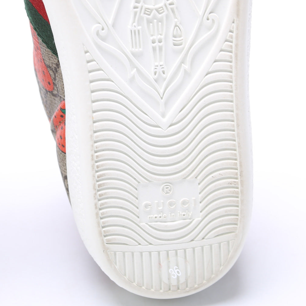 Ace Web Sneakers Size