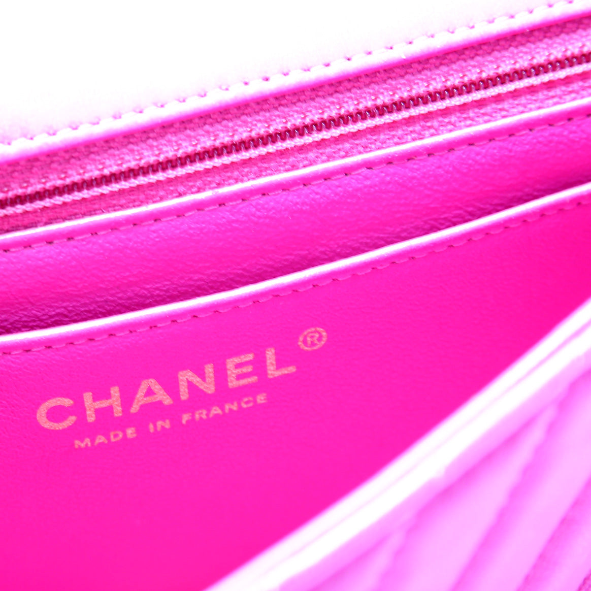 Classic Flap Mini Rectangle Lambskin 21M