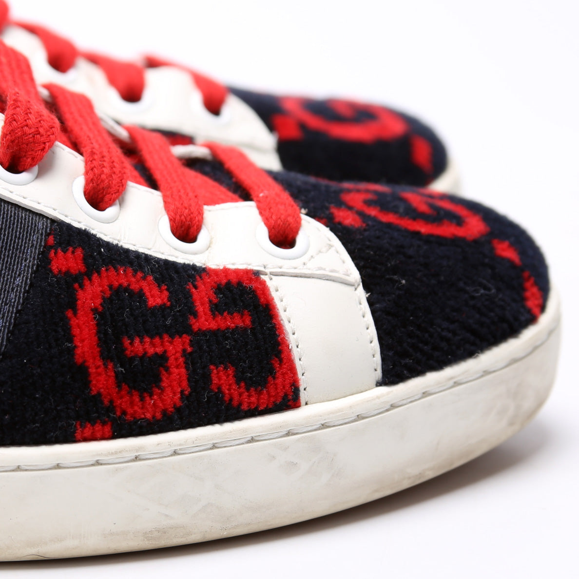 Ace Web Sneakers Size