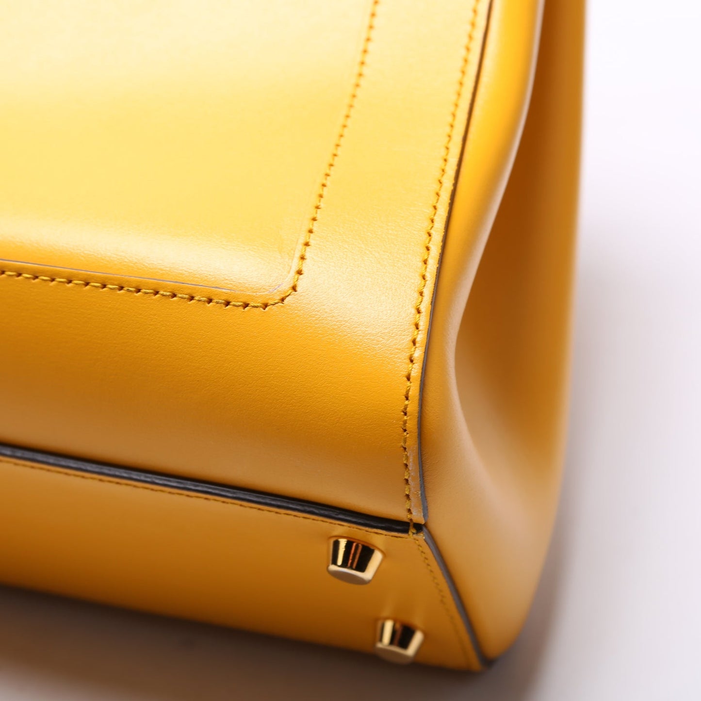 Jackie  Leather Medium Tote