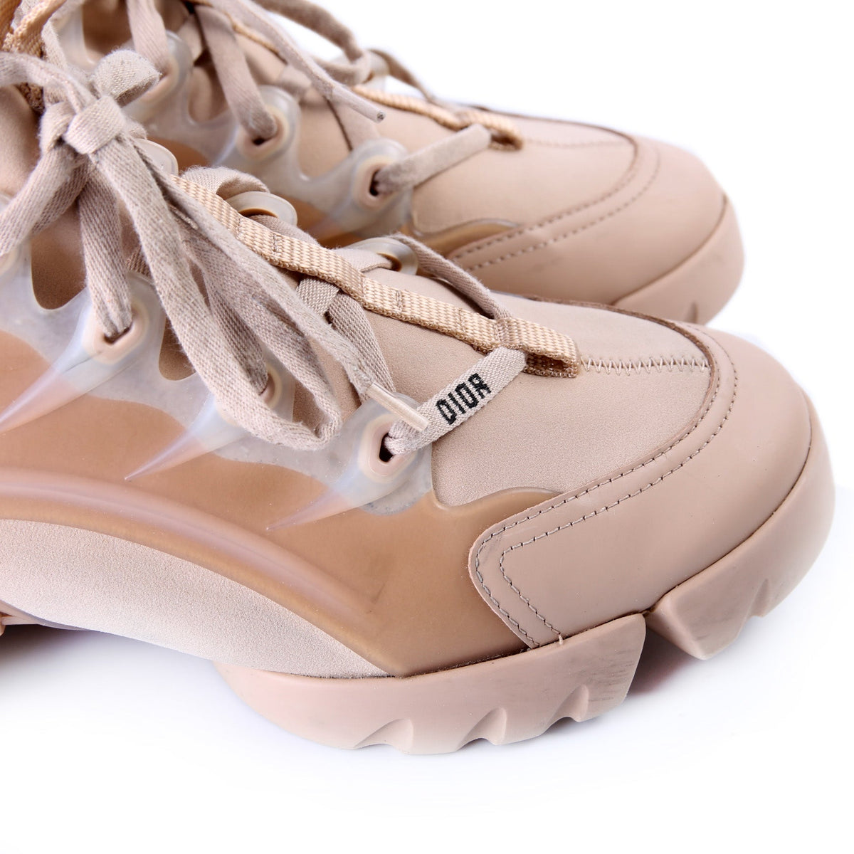 D Connect Sneakers Size 39