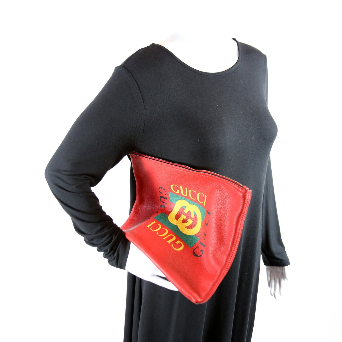 Retro Logo Portfolio Clutch