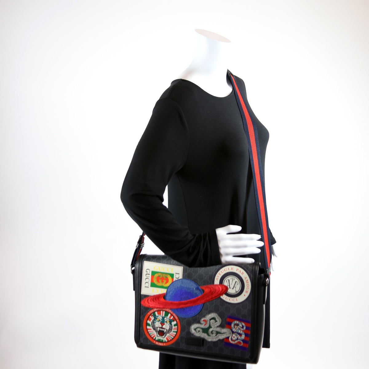 GG Supreme Messenger Night Courier