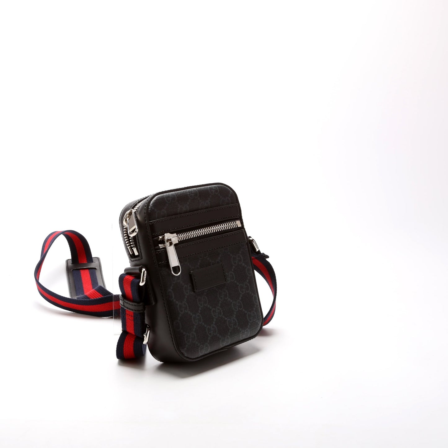 Gucci  GG Supreme Messenger