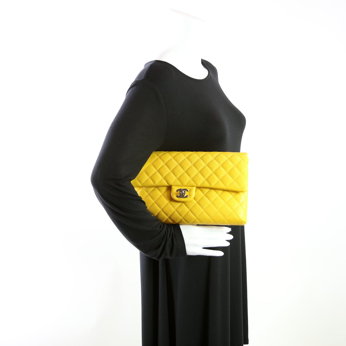 Classic Flap Clutch Caviar Yellow