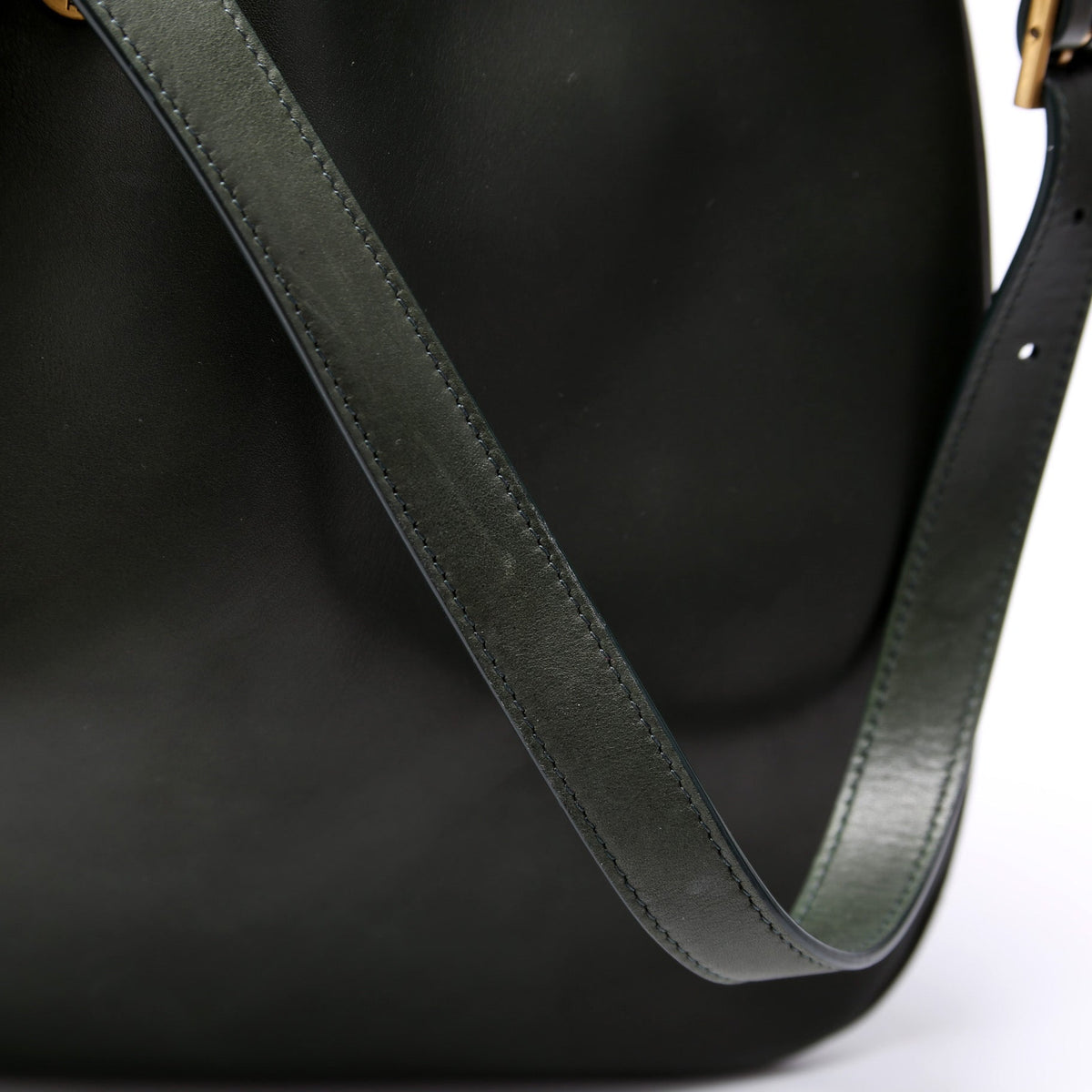 Paris VII Medium Flat Hobo Calfskin