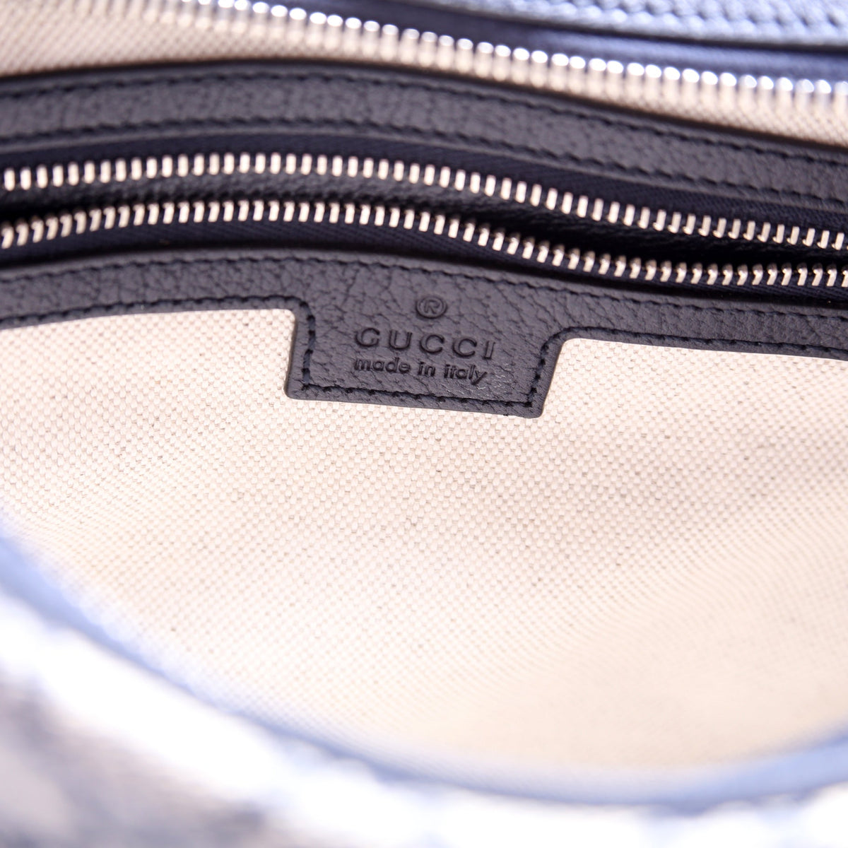 Attache GG Supreme Shoulder Bag Medium