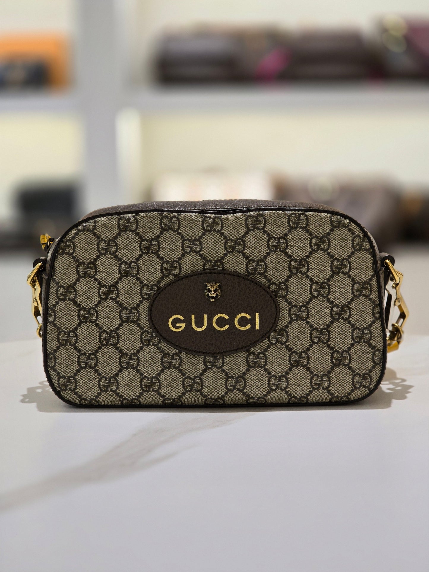 Gucci GG Supreme Neo Messenger Crossbody Bag 476466 100811880