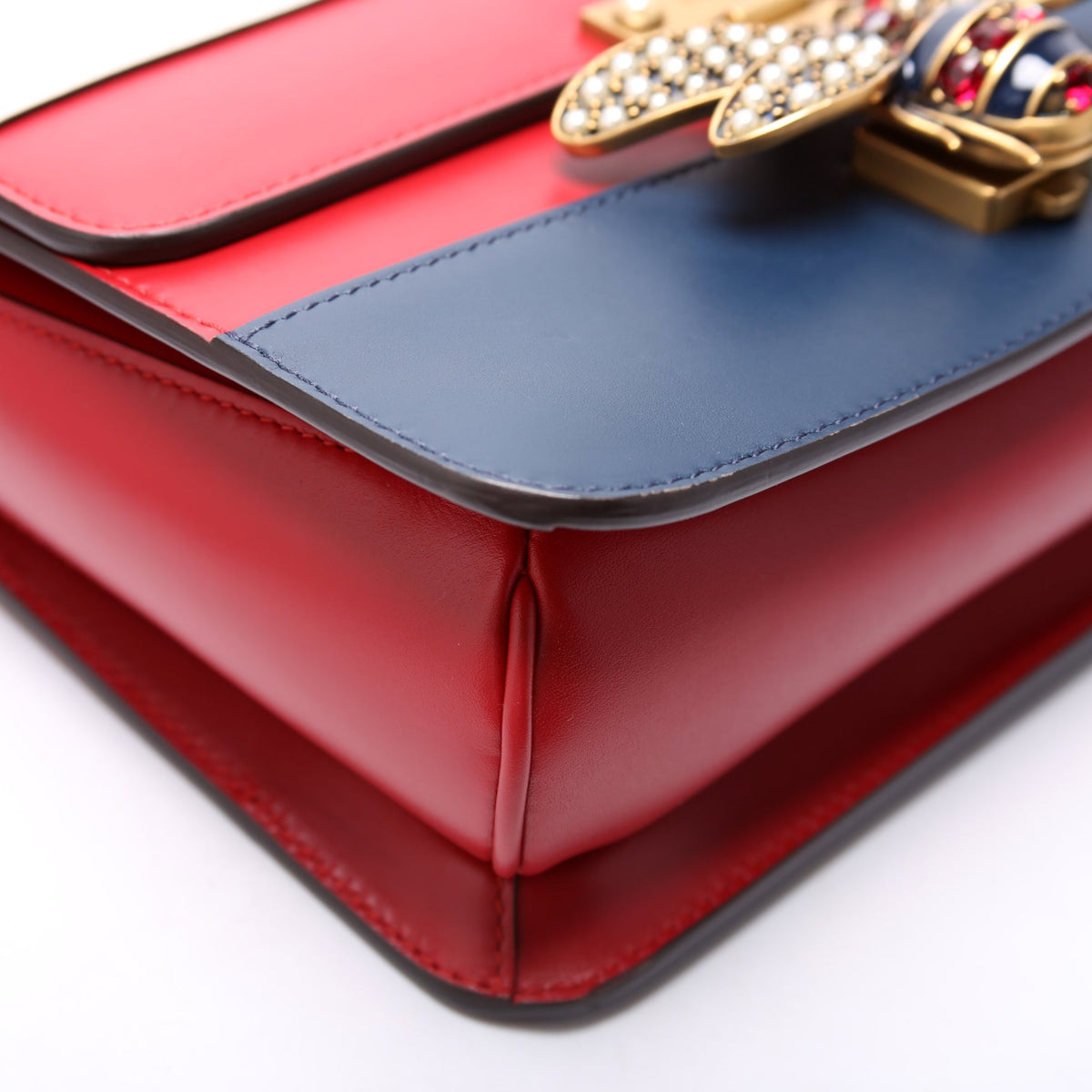 Queen Margaret Shoulder Bag