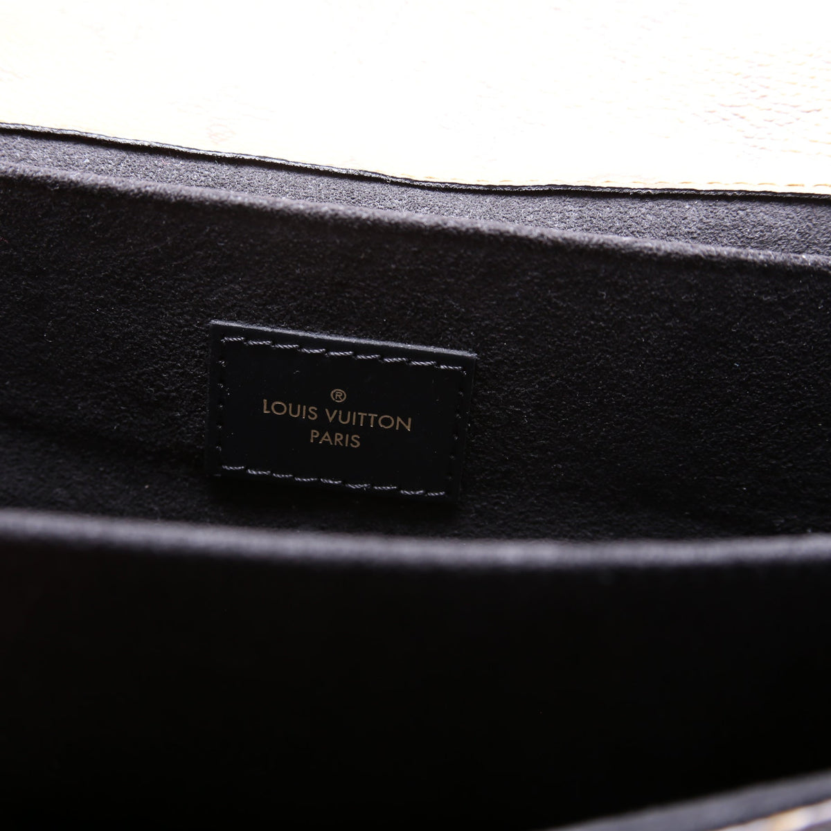 Pochette Metis Reverse Monogram