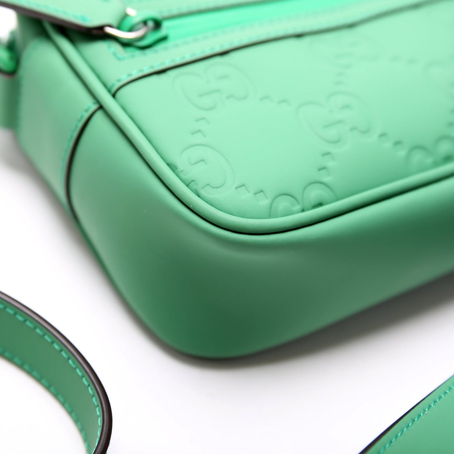 GG Rubber Effect Leather Small Crossbody