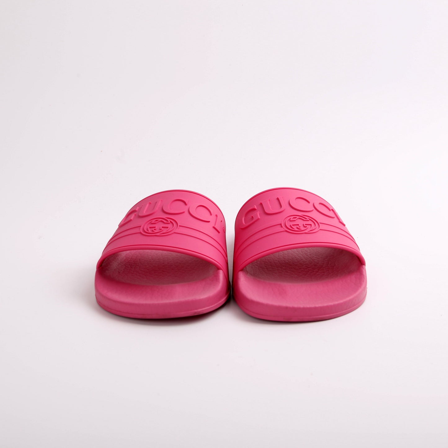 Gucci Pursuit Logo Rubber Slides Size