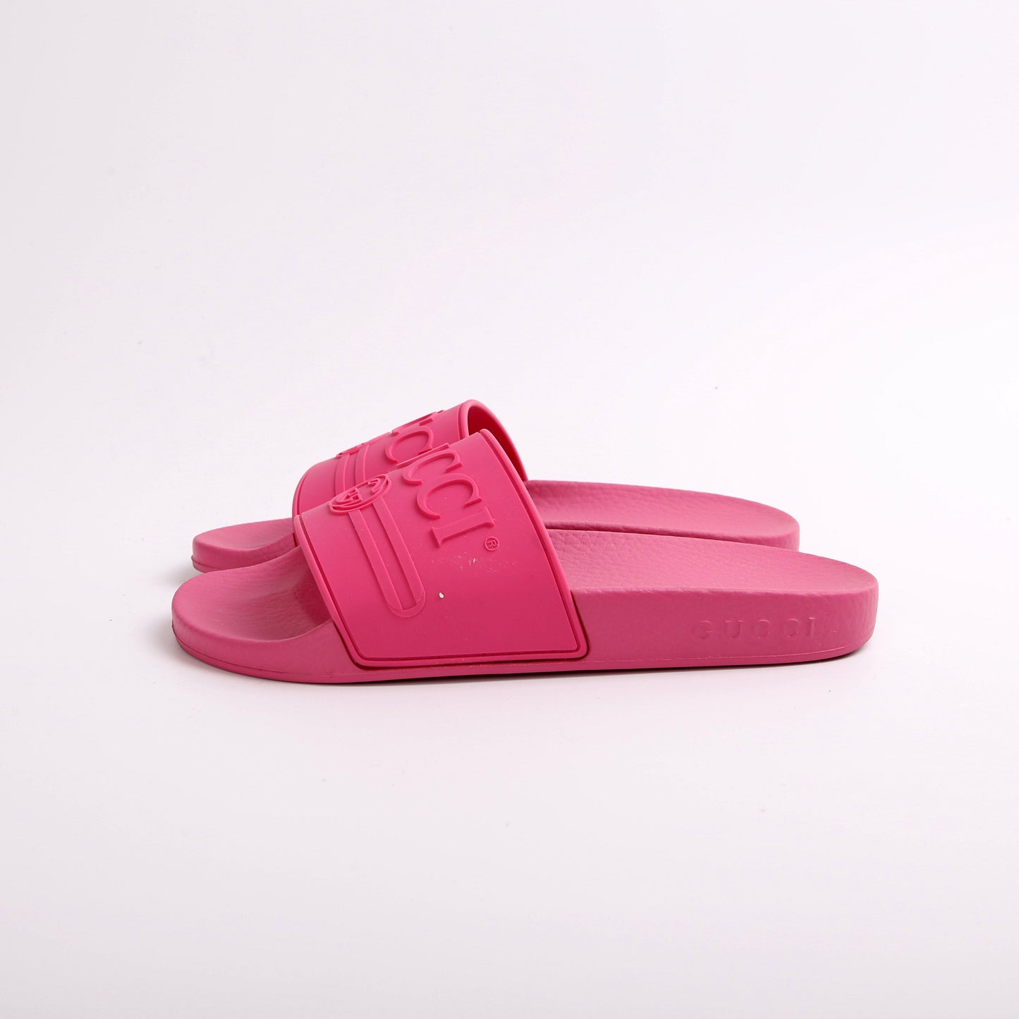 Gucci Pursuit Logo Rubber Slides Size