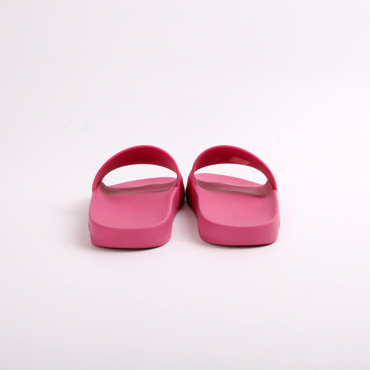 Pursuit Logo Rubber Slides Size