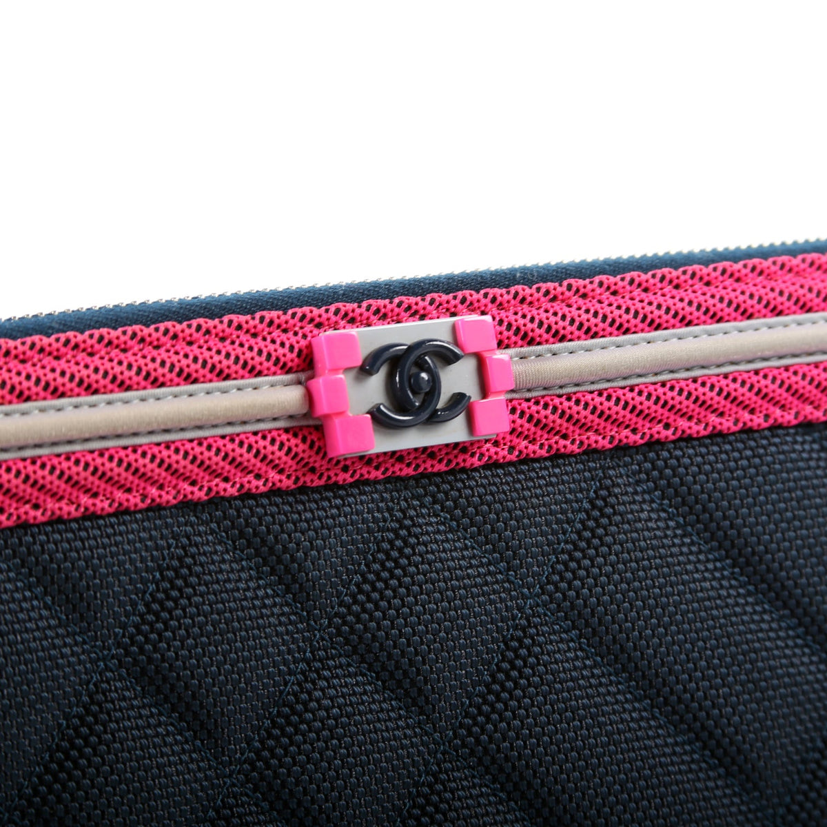 O Case Boy Medium Canvas