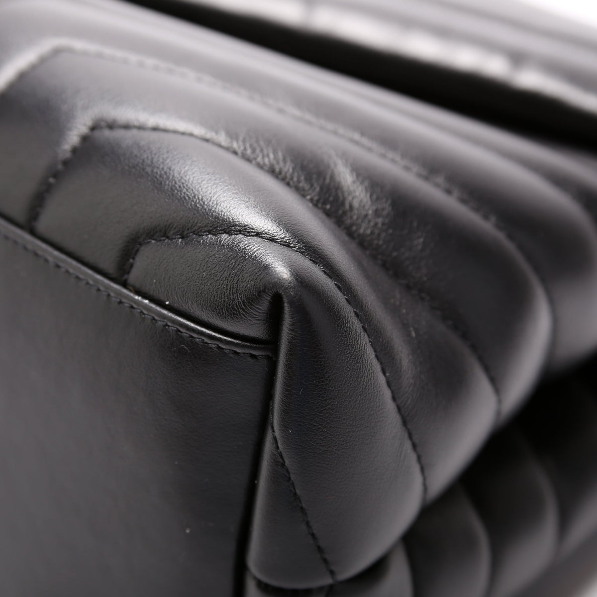 LouLou Medium Quilted