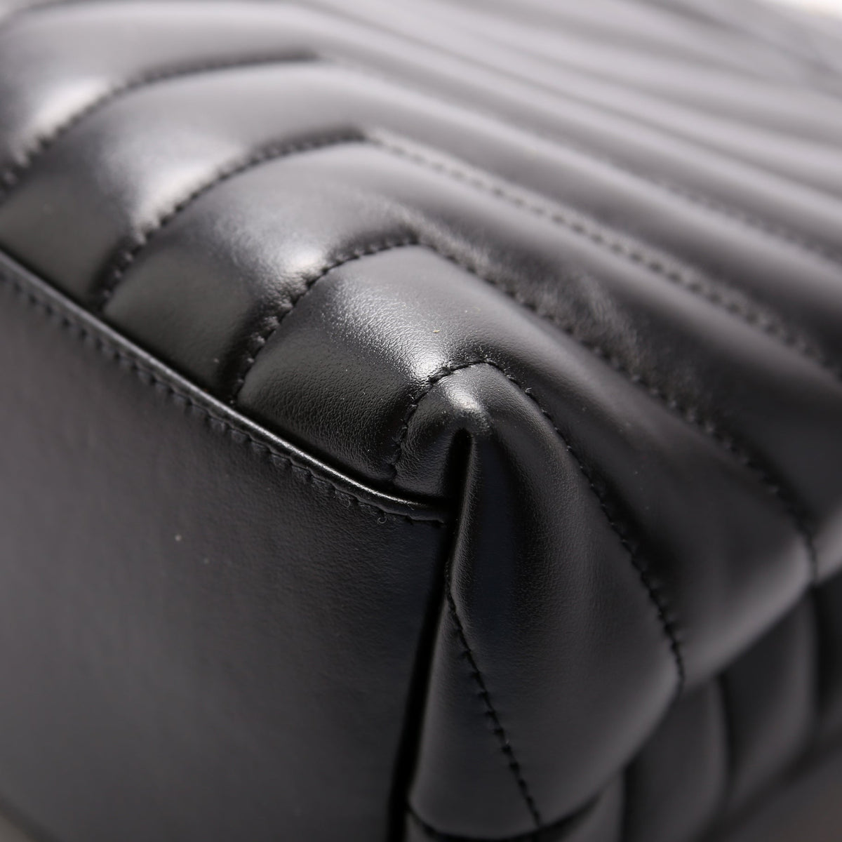 LouLou Medium Quilted