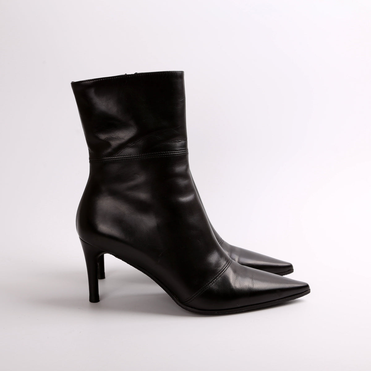Leather Pointed Toe Boots Size .